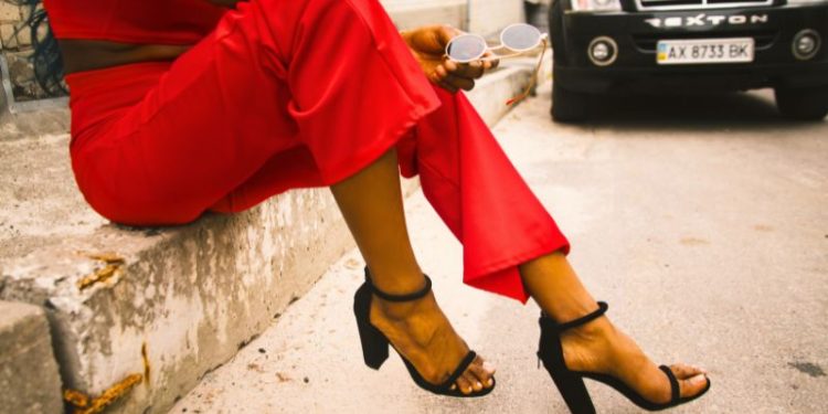 Look Taller Instantly With These Style Hacks