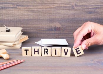 8 Powerful Transformative Midlife Growth Mindset Tips