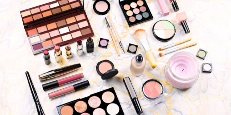 Discover Doll 10 Beauty: The Best Makeup For Mature Skin Discover Doll 10 Beauty: The Best Makeup For Mature Skin