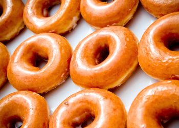 The Midlife Woman’s Guide to Donut Economics: 3 Steps Towards A Balanced Future