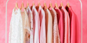 4 Simple Fashion Tips For Looking Great On A Bloated Day