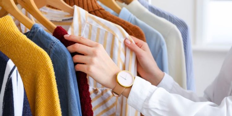 Interview Outfits For Women Over 50: How to Choose The Perfect Attire Interview Outfits For Women Over 50: How to Choose The Perfect Attire