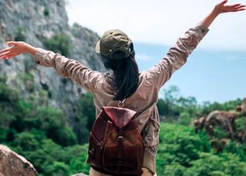 5 Ways To Turn Being Alone Into A Positive And Fulfilling Experience