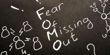 FOMO: 7 Practical & Achievable Strategies On How To Overcome It