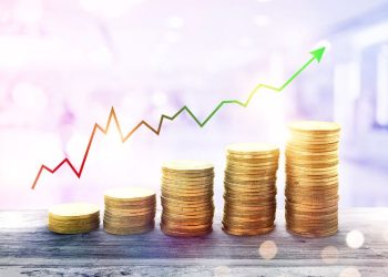 Mastering Downturn Risk For Women Over 50: Revolutionize Your Investment Approach