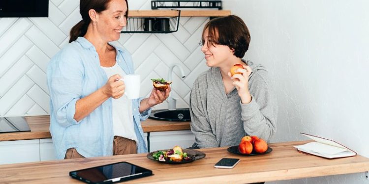 How To Stop Power Struggles With Your Teen: Reconnect And Build Trust How To Stop Power Struggles With Your Teen: Reconnect And Build Trust