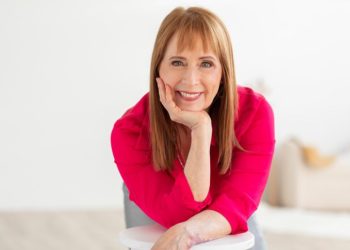 Winter Mood Boosters: 5 Serotonin-Enhancing Foods For A Happier You