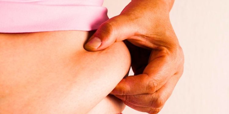 5 Flattering Styles To Dress Your Menopausal Belly: Look Fabulous Every Day