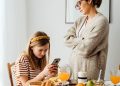 How To Respond To Criticism Without Losing Yourself: 4 Steps To Build Emotional Intelligence