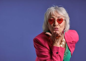 5 Bold Outfit Formulas For Women Over 50 To Flatter Every Body