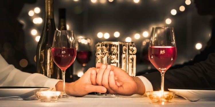 8 Early Dating Mistakes Women Over 50 Make—And How To Avoid Them 8 Early Dating Mistakes Women Over 50 Make—And How To Avoid Them