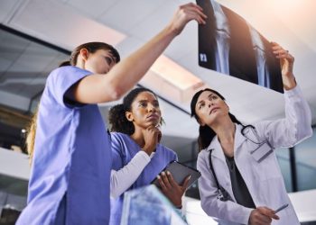 6 Ways AI In Radiology For Women’s Health Is Saving Lives And Changing Care