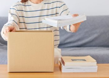 Decluttering In Midlife: How To Let Go Of The Physical And Mental Weight Decluttering In Midlife: How To Let Go Of The Physical And Mental Weight