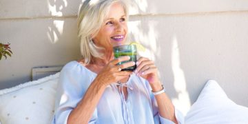 How To Maintain Wellness During Stressful Times: 10 Real-Life Ways To Pause