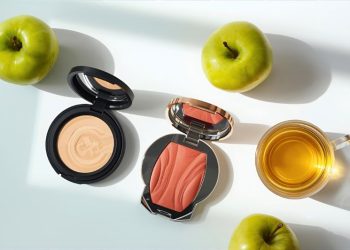 Makeup for Mature Skin Over 50: Bronzer, Blush, and Skincare That Work Makeup for Mature Skin Over 50: Bronzer, Blush, and Skincare That Work