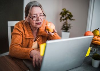 5 Strategic Financial Moves For Women Executives Over 50 To Maximize Long-Term Value 5 Strategic Financial Moves For Women Executives Over 50 To Maximize Long-Term Value