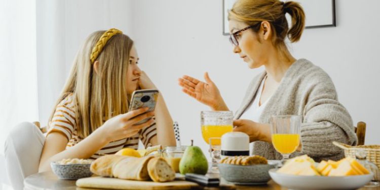 Healthy Boundaries for Moms: Why Saying No Strengthens Love and Respect Healthy Boundaries for Moms: Why Saying No Strengthens Love and Respect