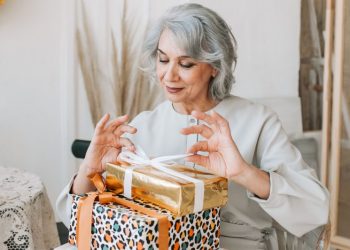 Outgrowing Your Identity In Midlife: The Gift of Saying No