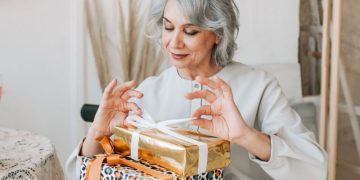 Outgrowing Your Identity In Midlife: The Gift of Saying No