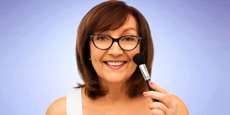 How To Apply Cream Blush on Mature Skin