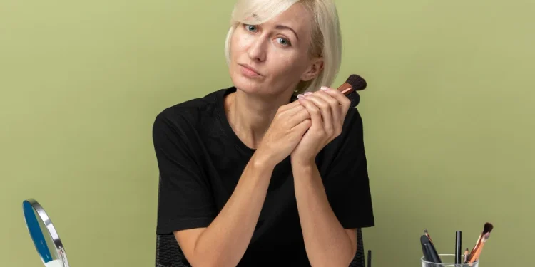 How To Apply Cream Blush on Mature Skin