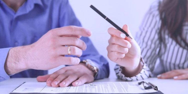 Gray Divorce Strategy: Stop Fear From Deciding