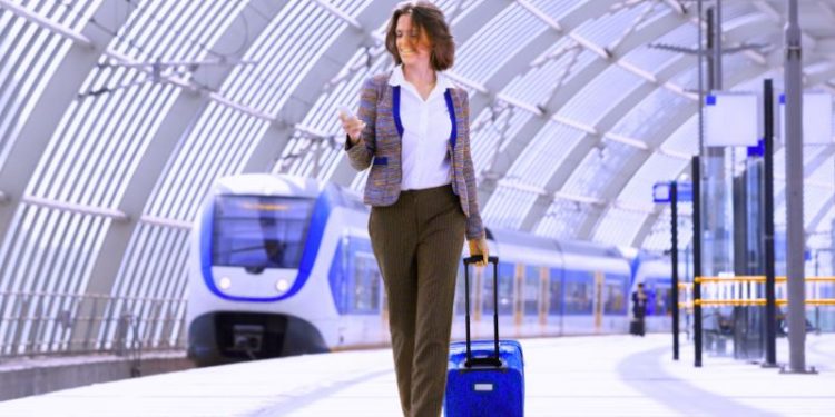 How eSIM Technology Is Giving Women Over 50 The Freedom To Travel On Their Own Terms