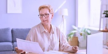 Smart Questions Women Should Ask Before Adding A New Asset to Their Portfolio